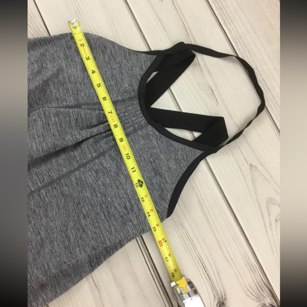 ✨Rare✨ LULULEMON Awareness Double Layer Bubble Tank Top Logo Straps Halter Yoga - Picture 12 of 13